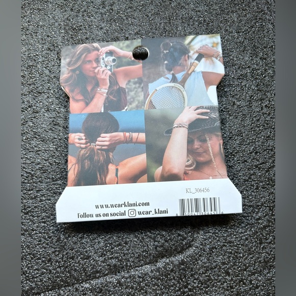 Klani Gold and Black Bracelet Set - Picture 2 of 2